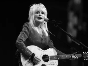 Pevačica Parton