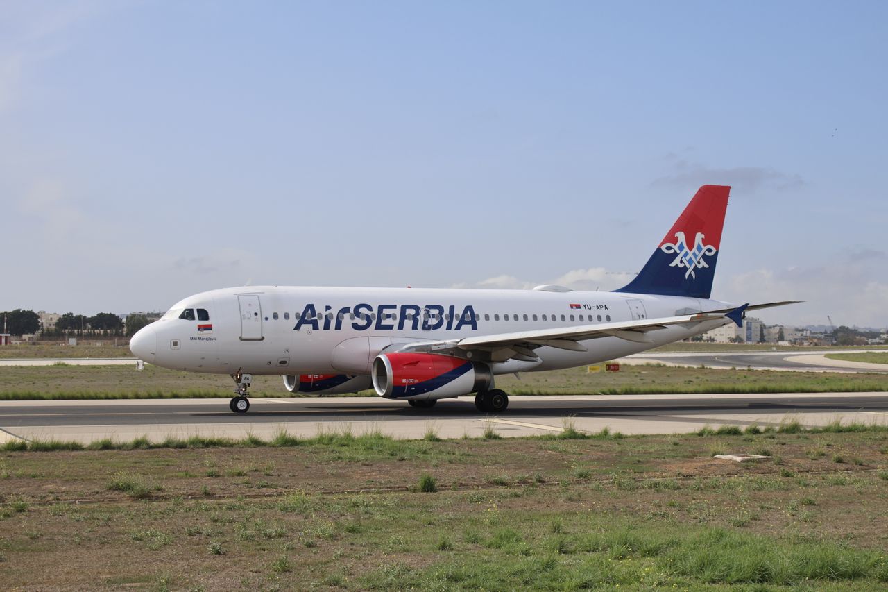 Avion kompanije Er Srbija