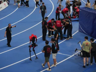 Robots on the racetrack