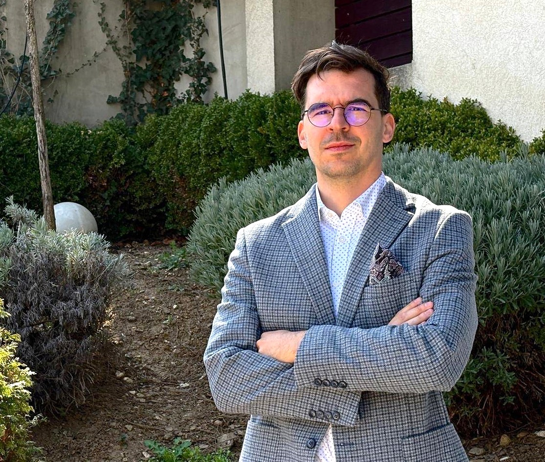 Nikola Parun