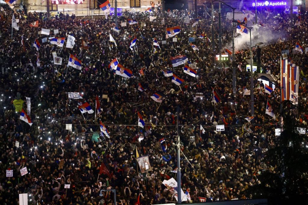 Ogroman broj ljudi na Slaviji na studentskom protestu 15. marta 2025.