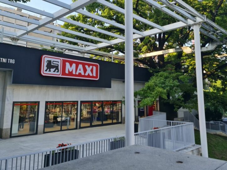 Maxi na Cvetnom trgu