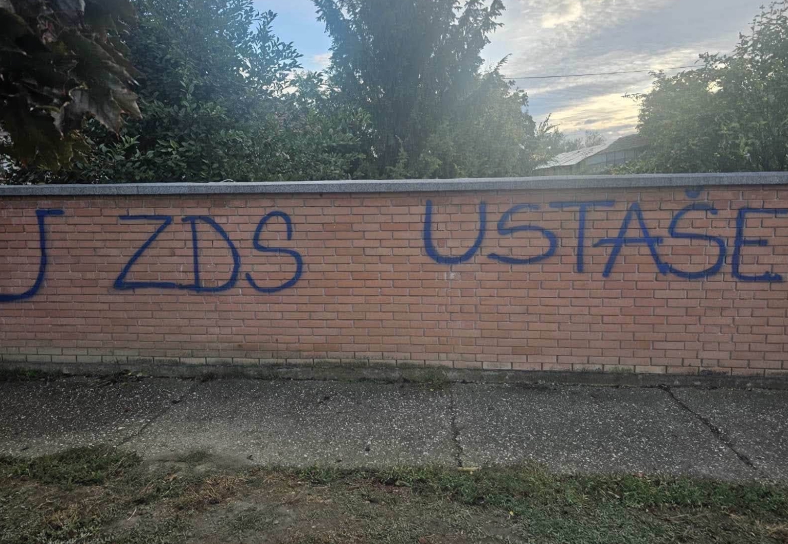 Ispisana kuća bivšeg policajca