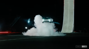 Ilon Mask predstavio „leteći automobil”