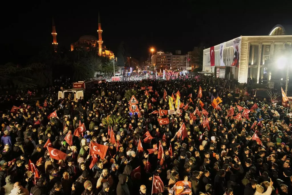 Demonstracije u Istanbulu zbog hapšenja Imamoglua
