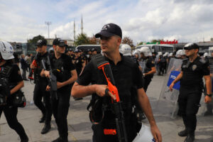Turska policija upala na televiziju koja kritički izveštava o Erdoganu