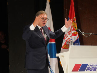 Aleksandar Vučić na skupu SNS-a
