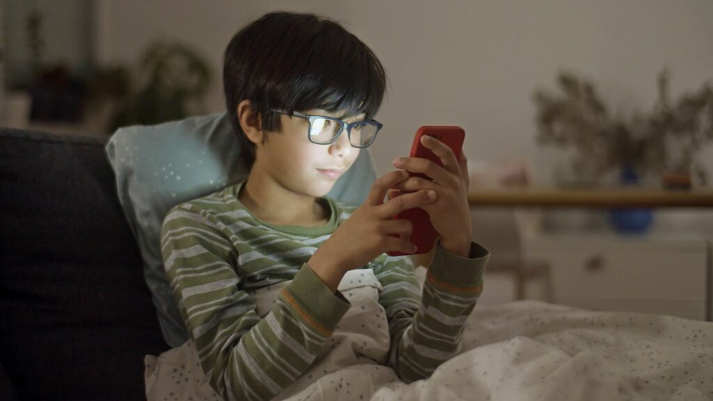 deca; telefon