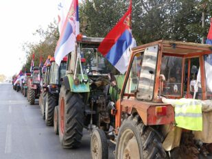 Traktori u Novom Sadu
