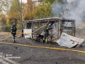 Ukrajinski autobus pogođen u ruskom napadu