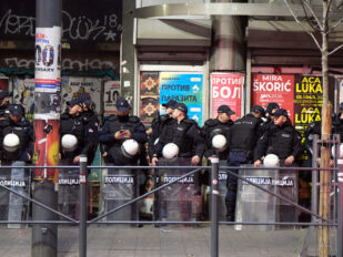 Pojačane policijske snage kod Londona, u Ulici Kralja Milana