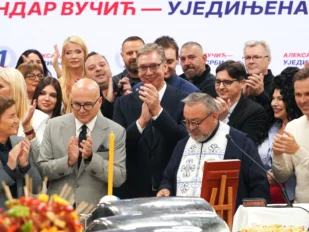 Aleksandar Vučić na slavi SNS-a